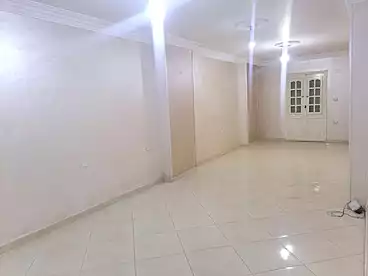 شقق للإيجار - 3 غرف - بالدور 4