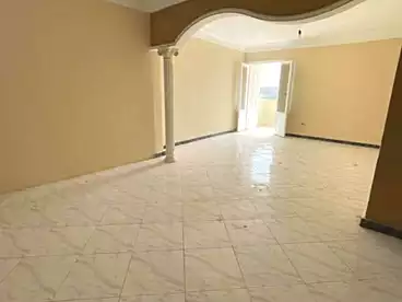 عقارات للبيع - 3 غرف - بالدور 4