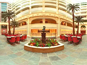 Hotel For sale - 410 rooms