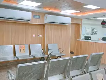 Commercial For sale - floor 0