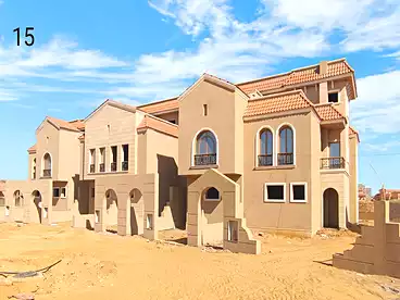 تاون هاوس للبيع في كمبوند معادى فيو - المعادي للتنمية والتعمير، كمبوند بمدينة الشروق، 292 متر