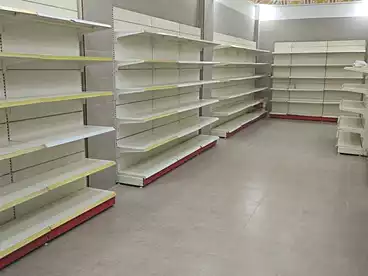 تجاري للبيع في شارع طارق شبيطه، الطالبية، 55 متر