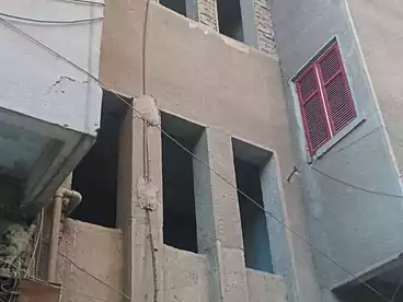 Building For sale in Khesro Basha St., Helwan El Sharkeya, 550 sqm