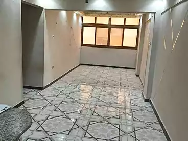 شقق للإيجار - 2 غرف - بالدور 0