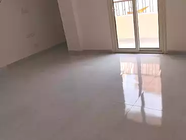 شقق للإيجار - 2 غرف - بالدور 3
