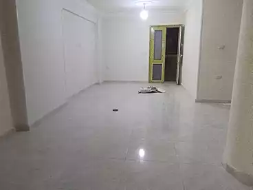 شقق للإيجار في شارع خليل حماده، سيدي بشر بحري، 180 متر