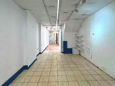 محلات للإيجار في شارع الملك فيصل، فيصل، 100 متر