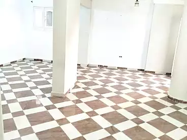 شقق للإيجار - 3 غرف - بالدور 0