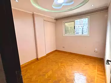 شقق للإيجار في شارع خالد بن الوليد، سيدي بشر بحري، 90 متر