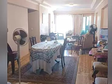 شقق للإيجار في كامب شيزار، الاسكندرية، 170 متر