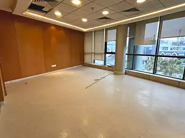Offices For rent in Southern 90th St., 90th Street, 750 sqm