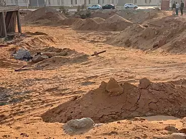 للبيع في حي الأوركيد، بيت الوطن، 450 متر