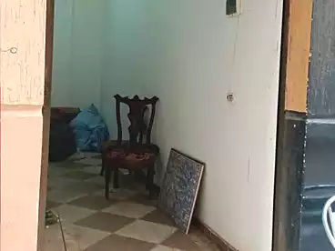 تجاري للإيجار في شارع عرفان، محرم بك، 10 متر