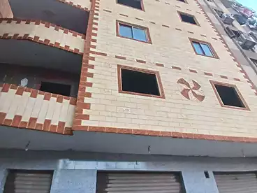 عمارات للبيع في الطوابق، فيصل، 100 متر