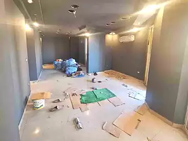 إداري للإيجار في محرم بك، الاسكندرية، 150 متر