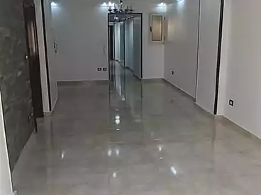 Apartments For sale in Gamal Abdel Nasser St., El Mandara, 165 sqm
