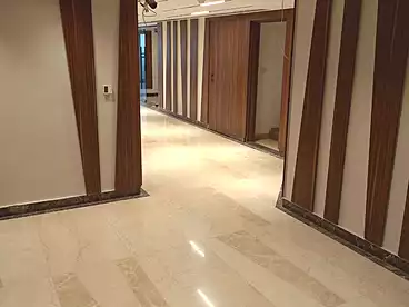 Offices For rent in Northern 90th St., 90th Street, 480 sqm