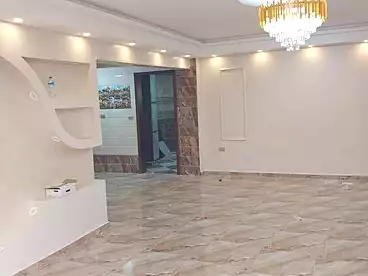 شقق للبيع في شارع رستم، حلوان، 173 متر
