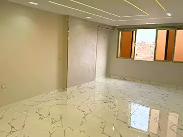 شقق للبيع في شارع سلطان خطاب، اللبيني، 150 متر