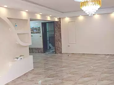 شقق للبيع في شارع رستم، حلوان، 200 متر