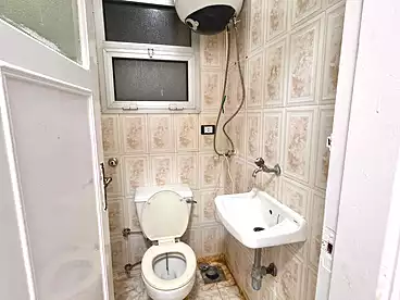 Furnished Apartment For sale in Shatee El Nakheel, Al Agamy, 130 sqm