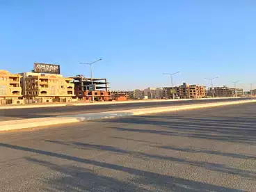 للبيع في الحي السابع، بيت الوطن، 675 متر