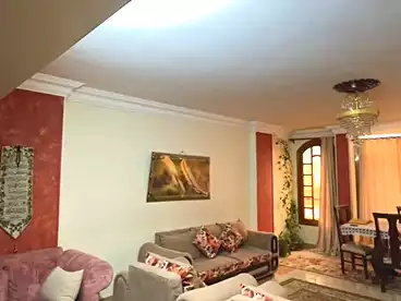 شقق للبيع في شارع جمال عبد الناصر، جسر السويس، 135 متر