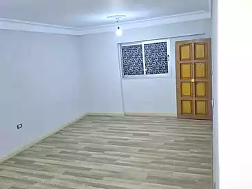 شقق للبيع في شارع كنيسة الأروام، جناكليس، 100 متر