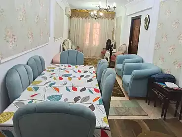 شقق مفروشة للبيع في شارع محمود العيسوي، سيدي بشر بحري، 125 متر