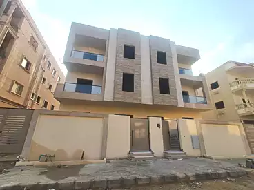 Private للبيع في القرنفل 8، القرنفل، 220 متر