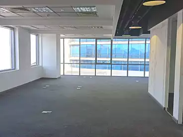 Offices For rent in Southern 90th St., 90th Street, 220 sqm