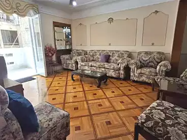 عقارات للإيجار في رشدي، الاسكندرية، 190 متر