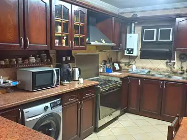 شقق مفروشة للإيجار في سانت تريزا، شبرا، 145 متر