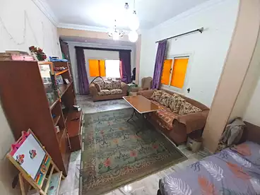 For sale in Omar Khorshid St., El Banafsag 10, 110 sqm