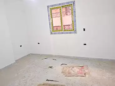 شقق للبيع في شارع الخمسين، النزهة 2، 110 متر