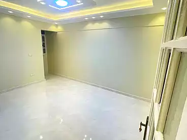 Apartments For sale in Gamal Abd El Nasir St, Sidi Beshr Bahri, 155 sqm