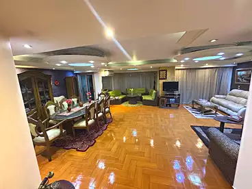 For rent in Msadak St., Dokki, 200 sqm
