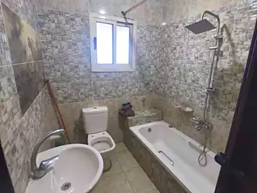 شقق للإيجار في الهانوفيل، العجمي، 70 متر