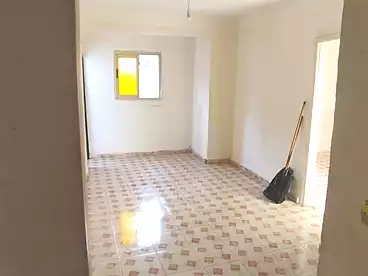 شقق للبيع في شارع عين شمس، البيطاش، 90 متر