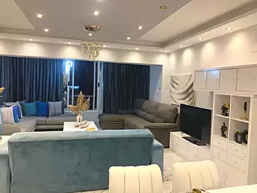 شقق للبيع في شارع مكرم عبيد، مدينة نصر، 100 متر