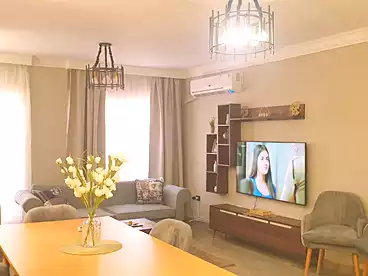 للإيجار في دار مصر القرنفل، كمبوند بالتجمع الخامس، 135 متر