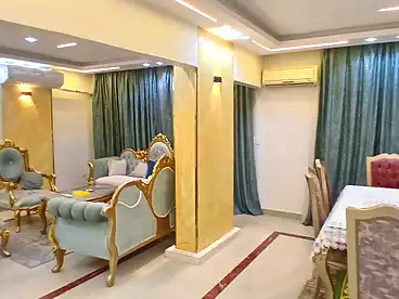 عقارات للإيجار في شارع صقر قريش، شيراتون، 120 متر