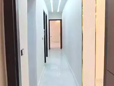 شقق للبيع في اللبيني، فيصل، 150 متر