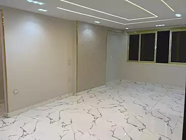 شقق للبيع في شارع سلطان خطاب، اللبيني، 130 متر