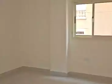 عقارات للبيع في المجاورة الأولى، الحي الرابع، 250 متر