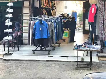 محلات للبيع في شارع الحصري، حدائق القبة، 40 متر