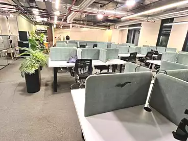 مكاتب للإيجار في سنتر فيل - كمبوند هايد بارك، كمبوند هايد بارك، 310 متر