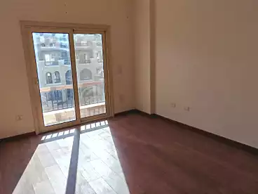 للبيع في كمبوند معادى فيو - المعادي للتنمية والتعمير، كمبوند بمدينة الشروق، 122 متر