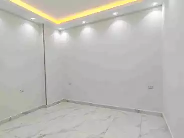 شقق للبيع في اللبيني، فيصل، 90 متر