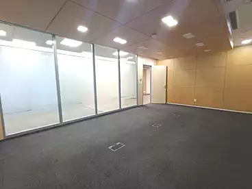 Offices For rent in Southern 90th St., 90th Street, 600 sqm
